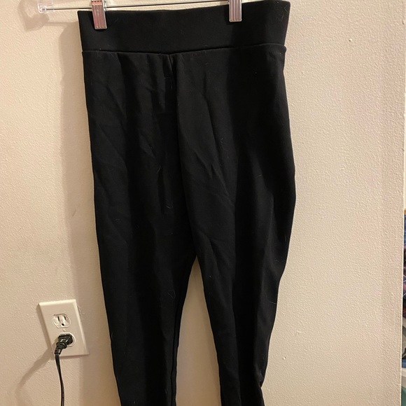 Leggings or stretchy work pants - Picture 1 of 2